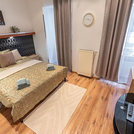 בודפשט City Vibes Apartment - 3 Bdrms מראה חיצוני תמונה
