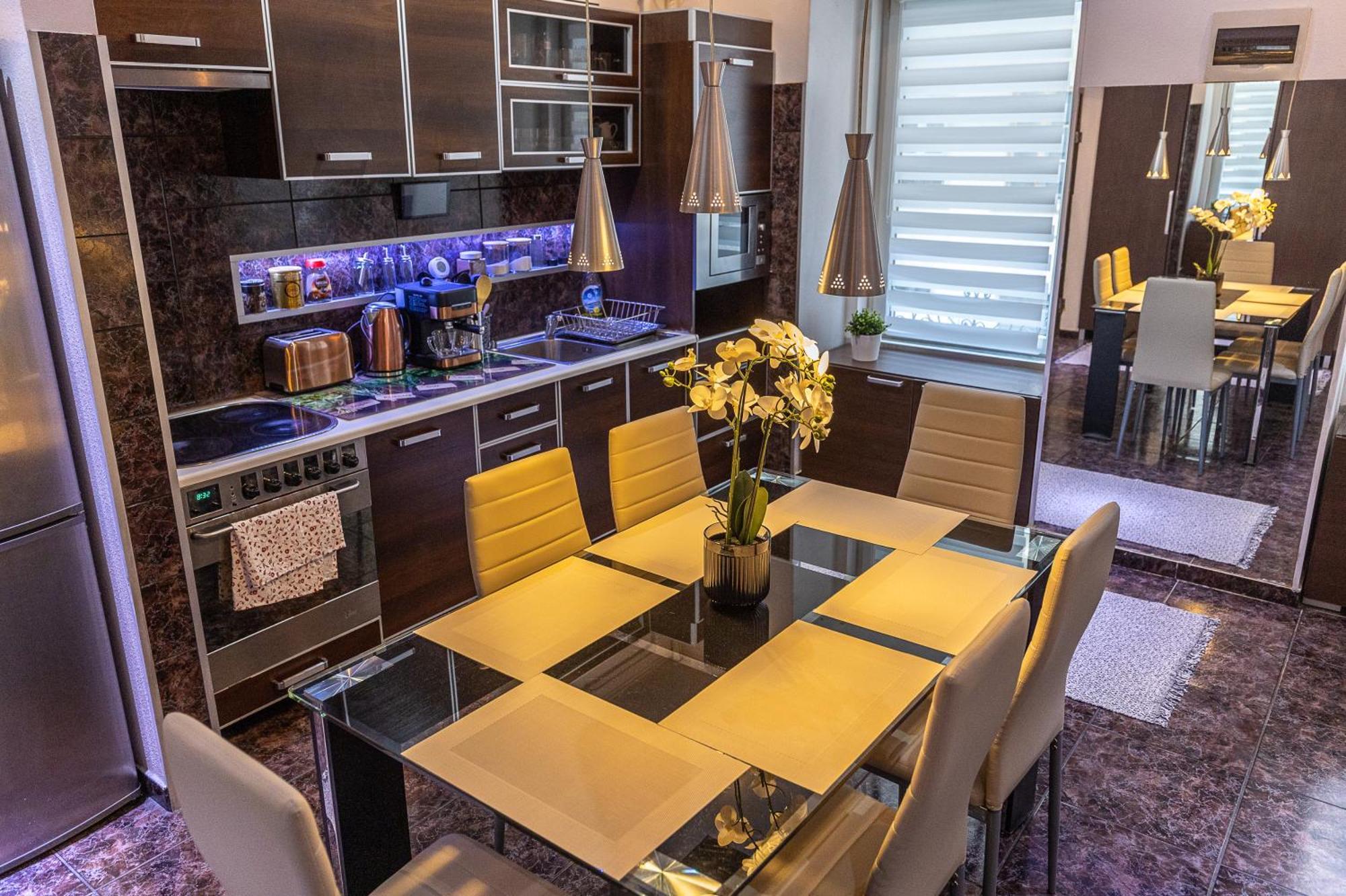 בודפשט City Vibes Apartment - 3 Bdrms מראה חיצוני תמונה
